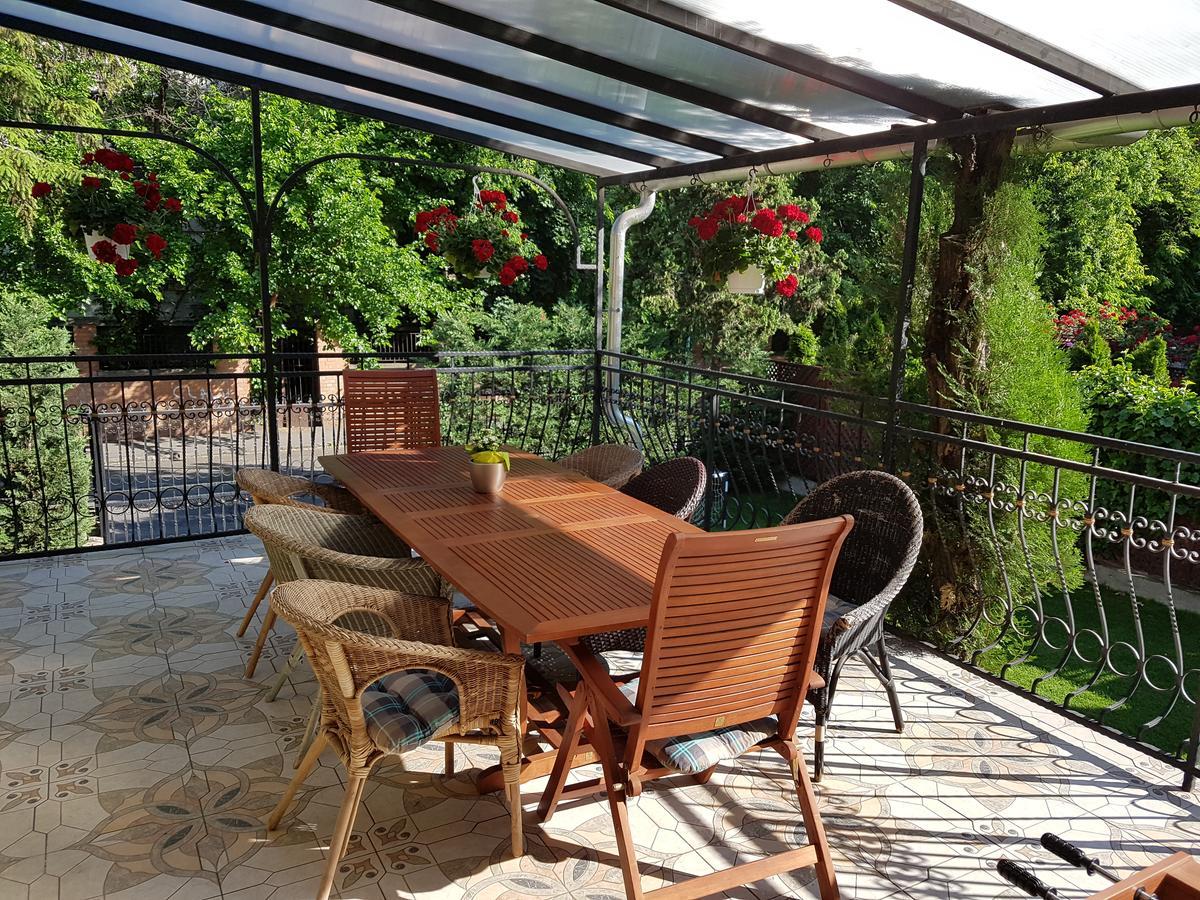 Palma Villa In City Park Budapest - Semi Suteren ภายนอก รูปภาพ